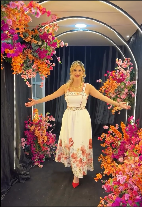 De uma noite especial que celebra Vida, Fé, Amor, Família, amizade e muita GRATIDÃO! 